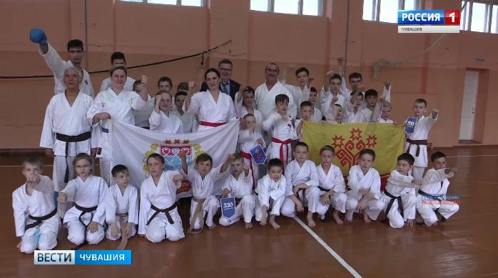 Чувашские каратисты завершают подготовку к первому этапу командного чемпионата мира по каратэ Чувашские каратисты завершают подготовку к первому этапу командного чемпионата мира по каратэ