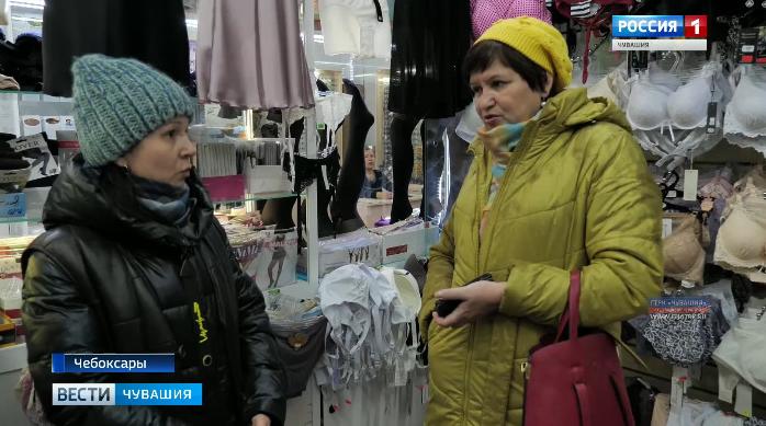 В Чебосарах сотрудники администрации и налоговой службы провели рейд по нелегальной занятости В Чебосарах сотрудники администрации и налоговой службы провели рейд по нелегальной занятости