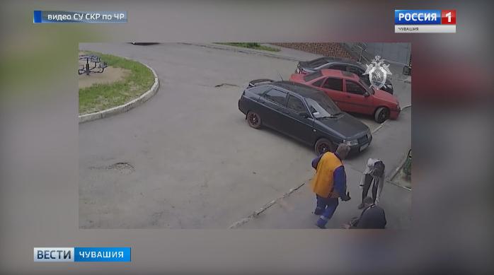 Сотрудник «Водоканала», виновный в падении годовалого ребенка в канализационный колодец, отделался штрафом Сотрудник «Водоканала», виновный в падении годовалого ребенка в канализационный колодец, отделался штрафом