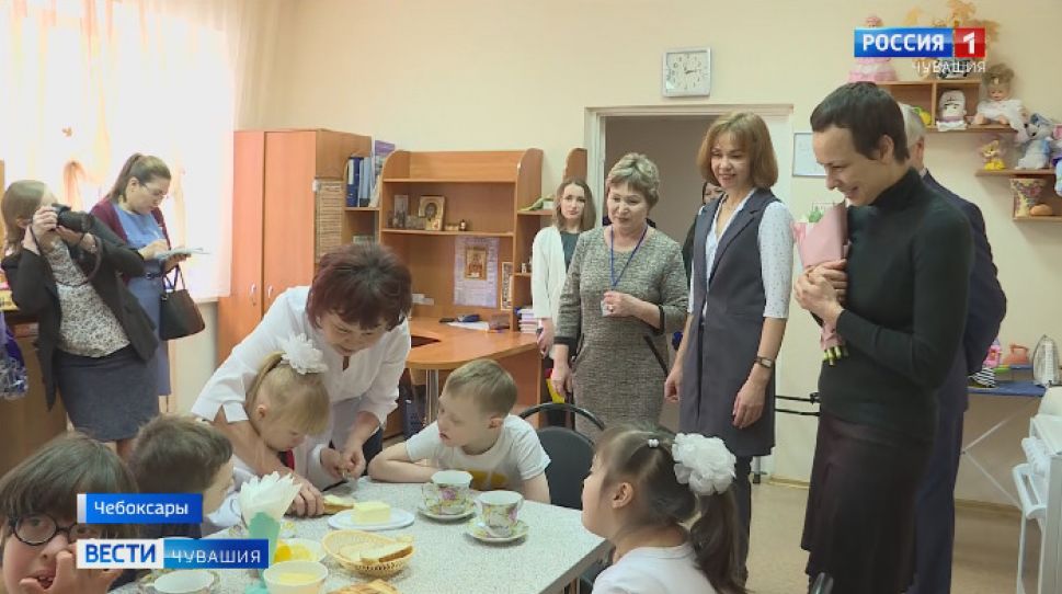 Рок-певица Юлия Чичерина оценила теплую атмосферу в Чебоксарском реабилитационном центре для детей Рок-певица Юлия Чичерина оценила теплую атмосферу в Чебоксарском реабилитационном центре для детей