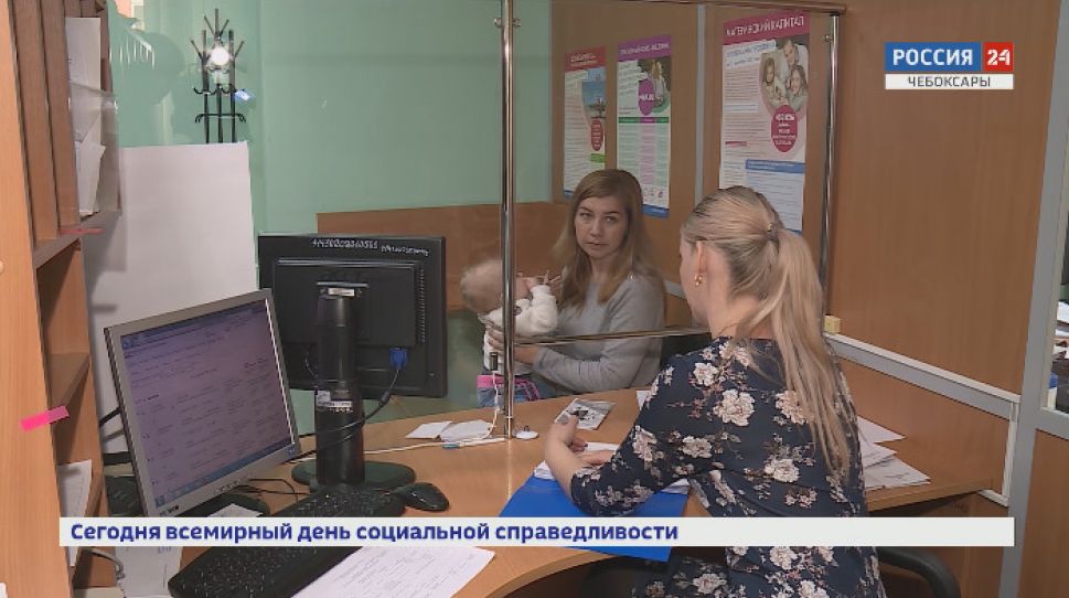 Материнский капитал продлен до 2026 и будет ежегодно индексироваться