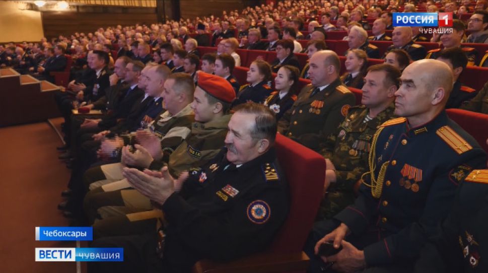 В Чебоксарах торжественно поздравили защитников Отечества В Чебоксарах торжественно поздравили защитников Отечества