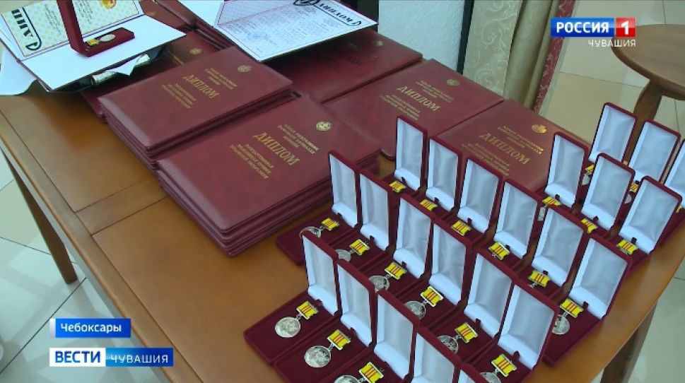 Олег Николаев вручил Государственные молодежные премии Чувашской Республики Олег Николаев вручил Государственные молодежные премии Чувашской Республики
