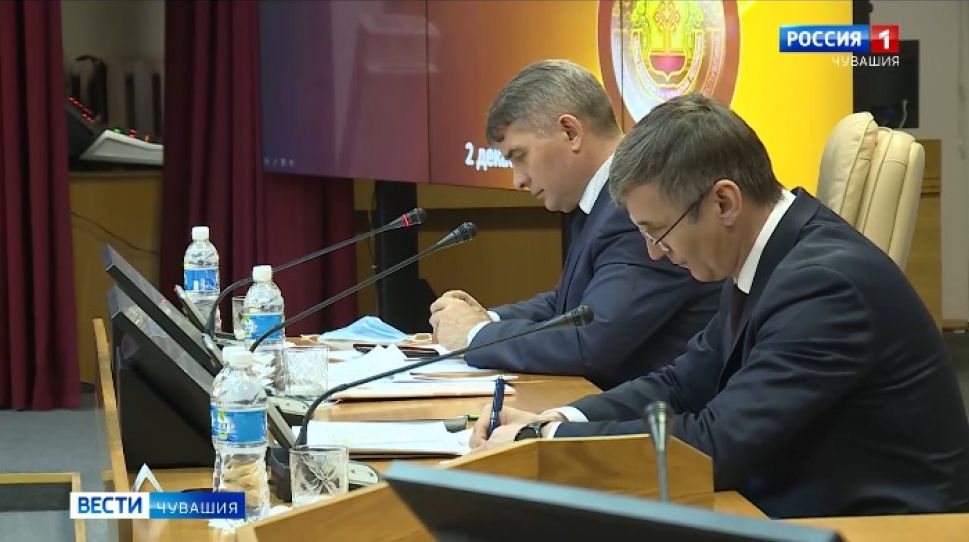 Олег Николаев провел встречу с представителями строительных компаний Олег Николаев провел встречу с представителями строительных компаний
