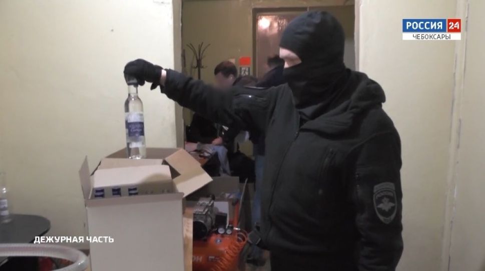 В Чувашии осудили участников ОПГ, распространявших суррогатный алкоголь В Чувашии осудили участников ОПГ, распространявших суррогатный алкоголь