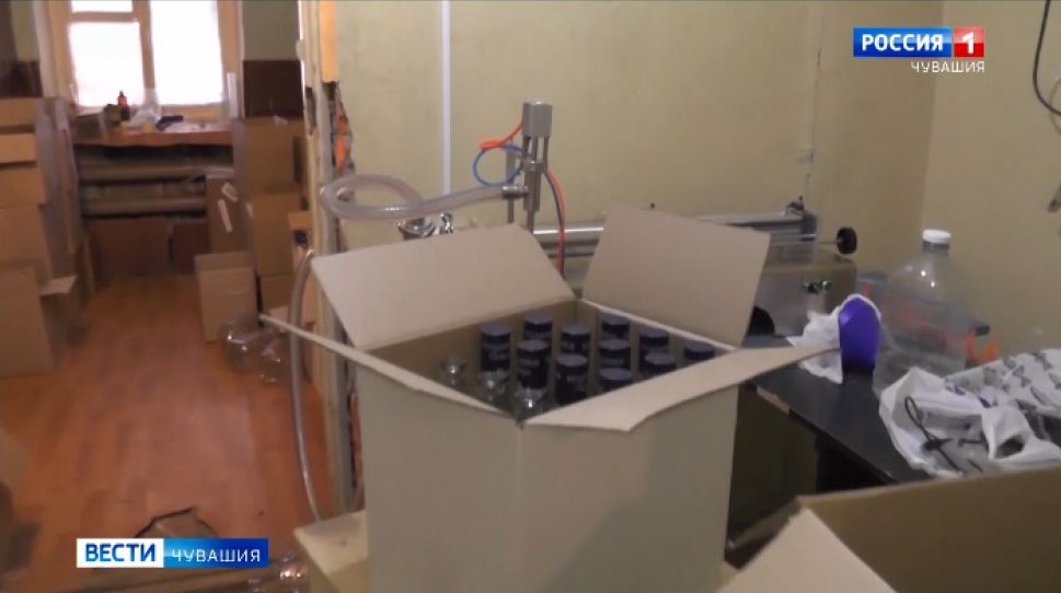 В Чувашии изъяли 30 тысяч литров спирта и 130 тысяч пачек табака В Чувашии изъяли 30 тысяч литров спирта и 130 тысяч пачек табака