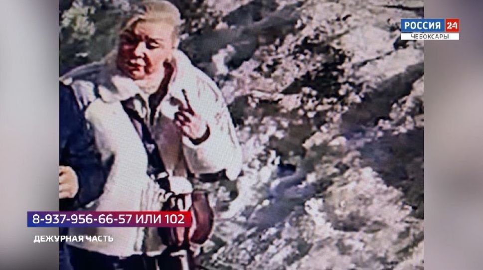 Полиция ищет женщину, укравшую пакет из ячейки камеры хранения в чебоксарском ТЦ Полиция ищет женщину, укравшую пакет из ячейки камеры хранения в чебоксарском ТЦ
