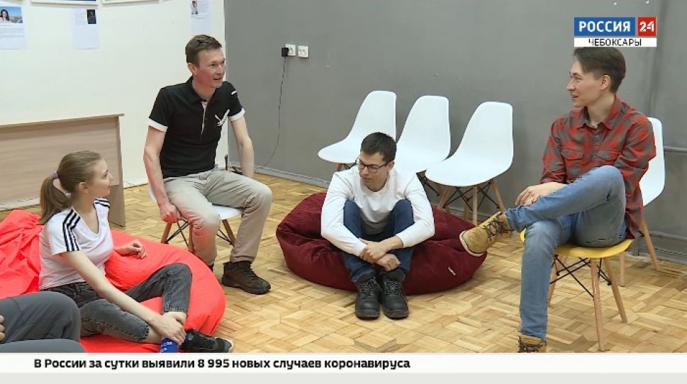 В Чебоксарах любители английского объединись, чтобы практиковаться в языке