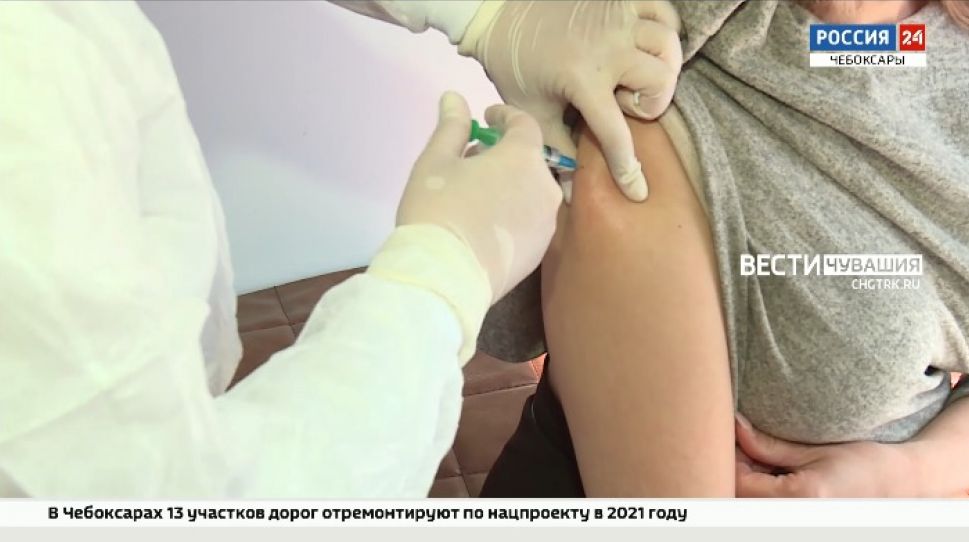 На предприятиях Чувашии продолжают вакцинацию от коронавируса На предприятиях Чувашии продолжают вакцинацию от коронавируса