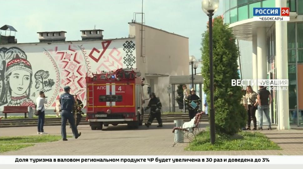 Пожарные Чувашии оттачивают технику на учениях Пожарные Чувашии оттачивают технику на учениях