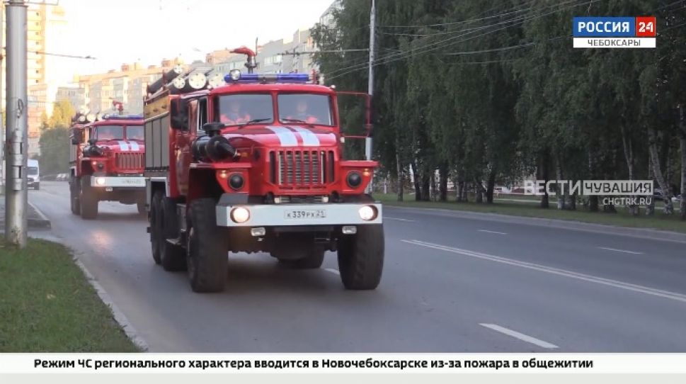 Пожарные Чувашии отправились в Мордовию на тушение лесного пожара Пожарные Чувашии отправились в Мордовию на тушение лесного пожара