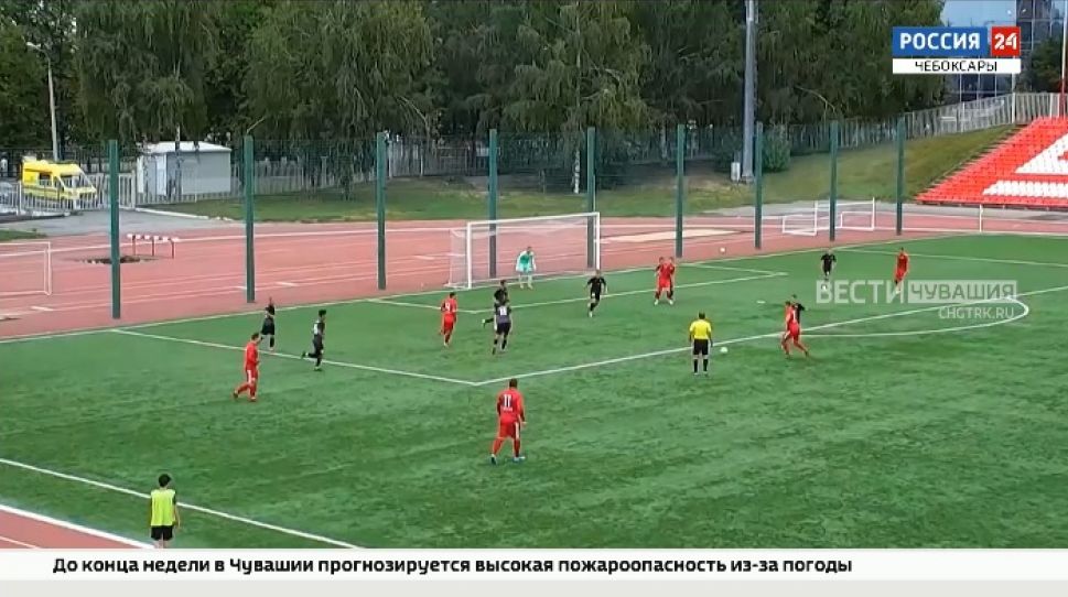 Чебоксарский ФК «Спартак на домашнем поле обыграл тольяттинский «Акрон» Чебоксарский ФК «Спартак на домашнем поле обыграл тольяттинский «Акрон»