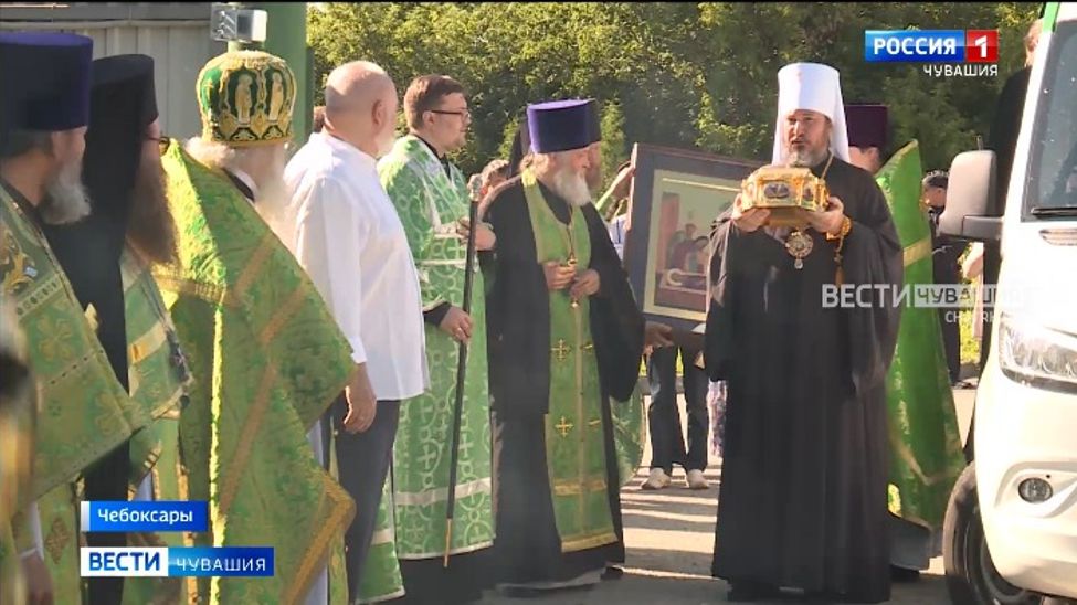 В Чебоксары привезли ковчег с частицей мощей Сергия Радонежского В Чебоксары привезли ковчег с частицей мощей Сергия Радонежского