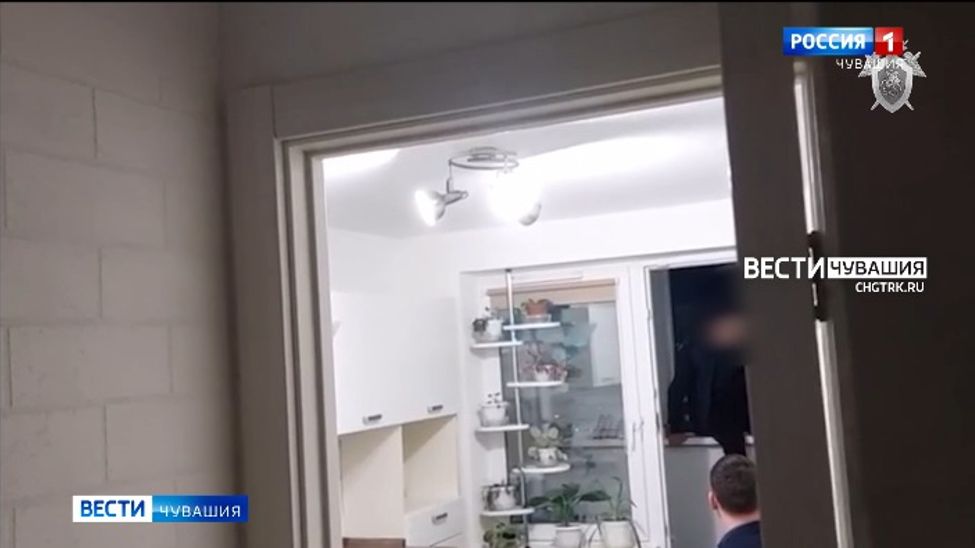 Чебоксарец, убивший бывшую девушку, перед задержанием пытался свести счеты с жизнью Чебоксарец, убивший бывшую девушку, перед задержанием пытался свести счеты с жизнью