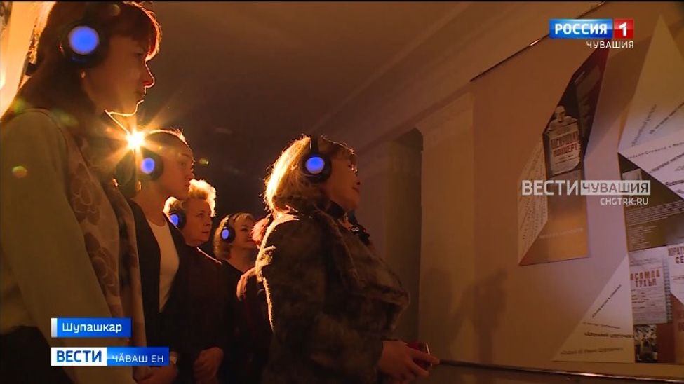 Пукане театрӗнче Республика Пуҫлӑхӗн гранчӗпе ҫӗнӗ проект пурнӑҫа кӗртнӗ Пукане театрӗнче Республика Пуҫлӑхӗн гранчӗпе ҫӗнӗ проект пурнӑҫа кӗртнӗ
