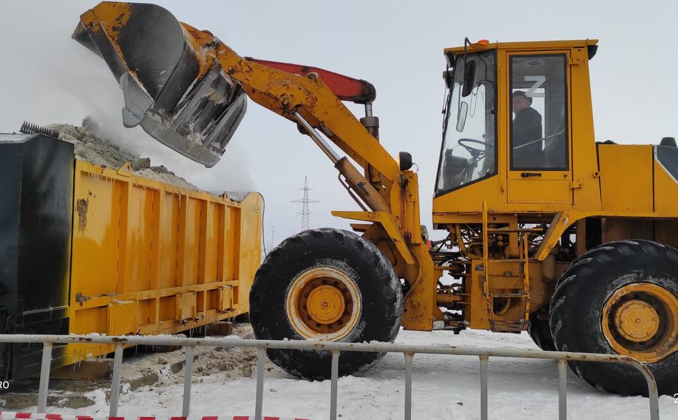 В Чебоксарах запустили снегоплавильную машину