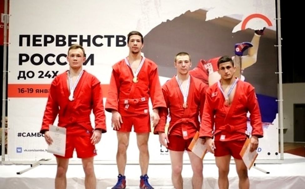 Самбисты Чувашии завоевали медали на первенствах России и Поволжья