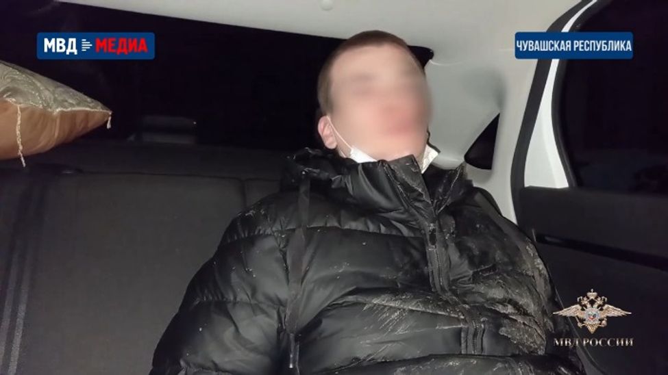"Курьера", жертвой которого стали чебоксарские пенсионеры, приговорили к 6 годам колонии "Курьера", жертвой которого стали чебоксарские пенсионеры, приговорили к 6 годам колонии
