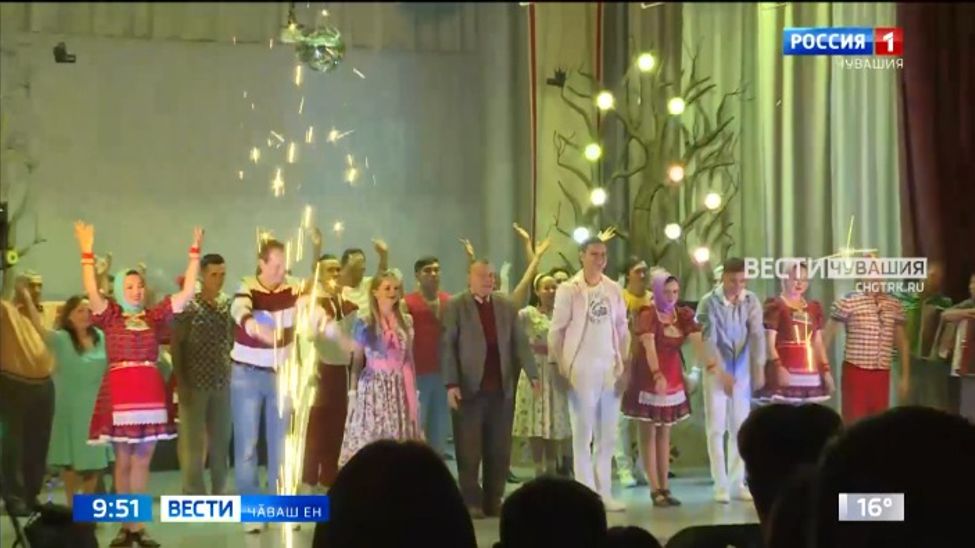 Театр ӳнерне чунӗпе парӑннӑ маҫтӑр Театр ӳнерне чунӗпе парӑннӑ маҫтӑр