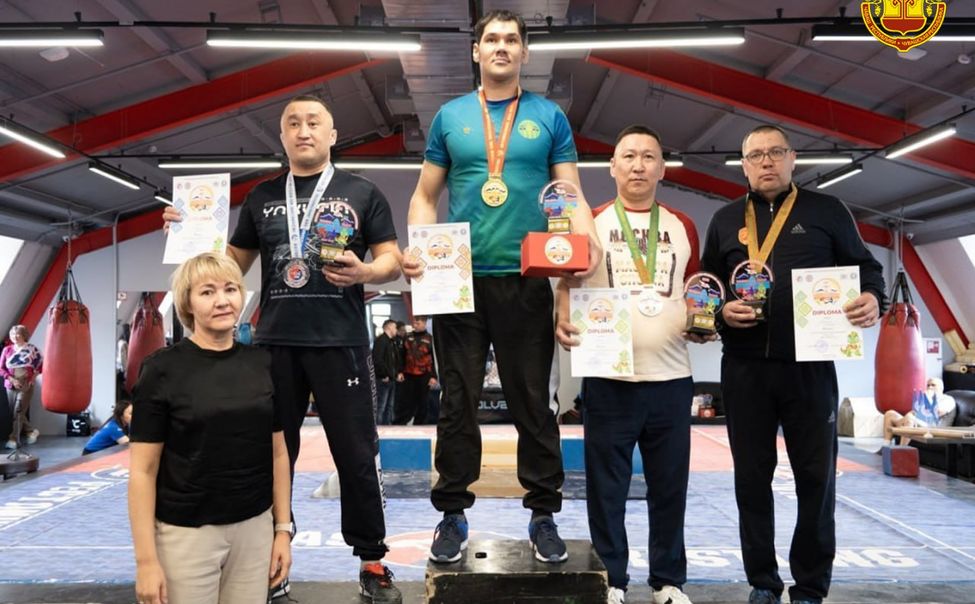 Ветераны спорта Чувашии стали призерами чемпионата мира по мас-рестлингу Ветераны спорта Чувашии стали призерами чемпионата мира по мас-рестлингу