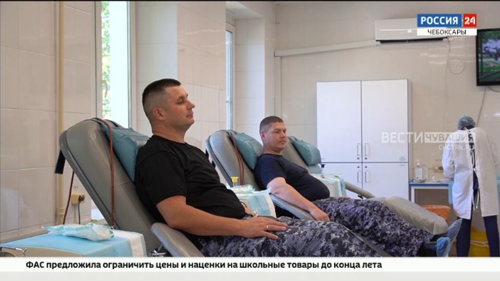 Росгвардейцы Чувашии с начала года сдали более 25 литров донорской крови