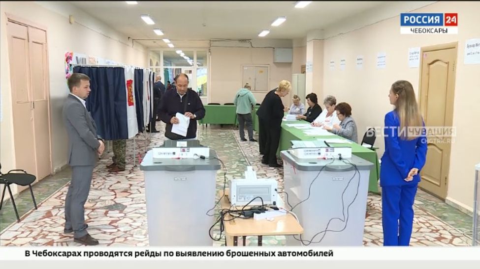 В Чувашии открылся 921 избирательный участок