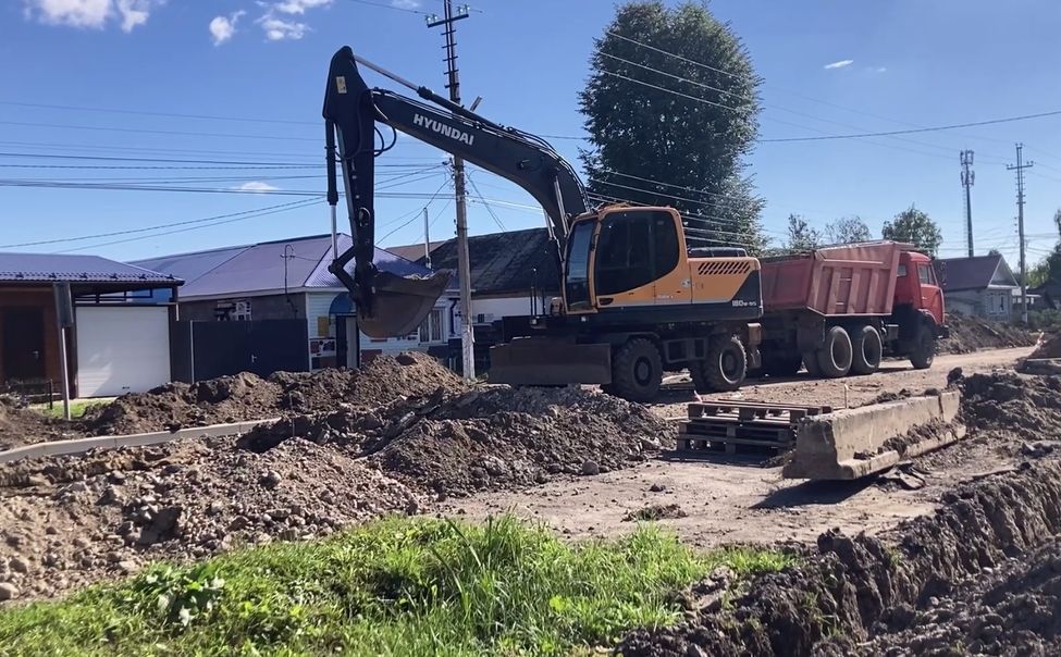 В Ядрине по нацпроекту благоустраивают центр города