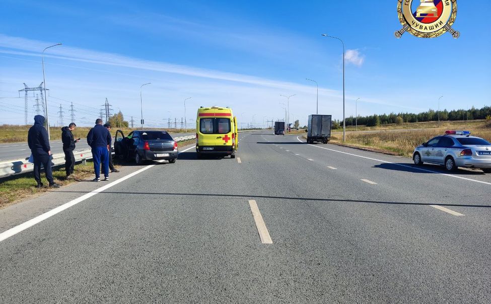 В Чувашии водитель влетел в отбойник, потеряв сознание после инсульта