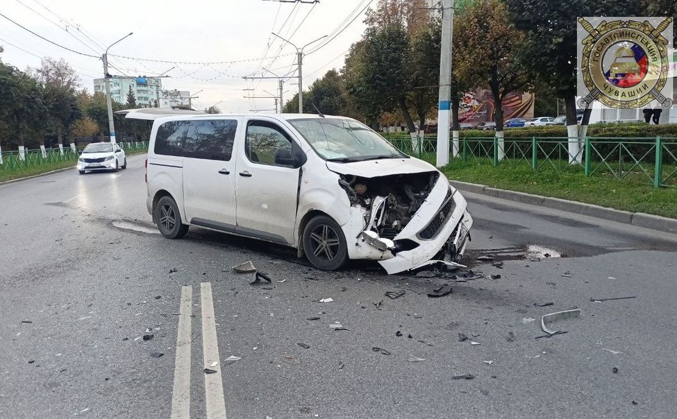 В Новочебоксарске произошло ДТП с тремя пострадавшими