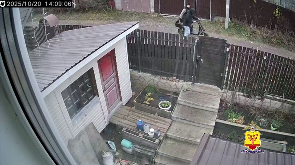 В Чебоксарах полицейские ищут угонщиков электровелосипеда