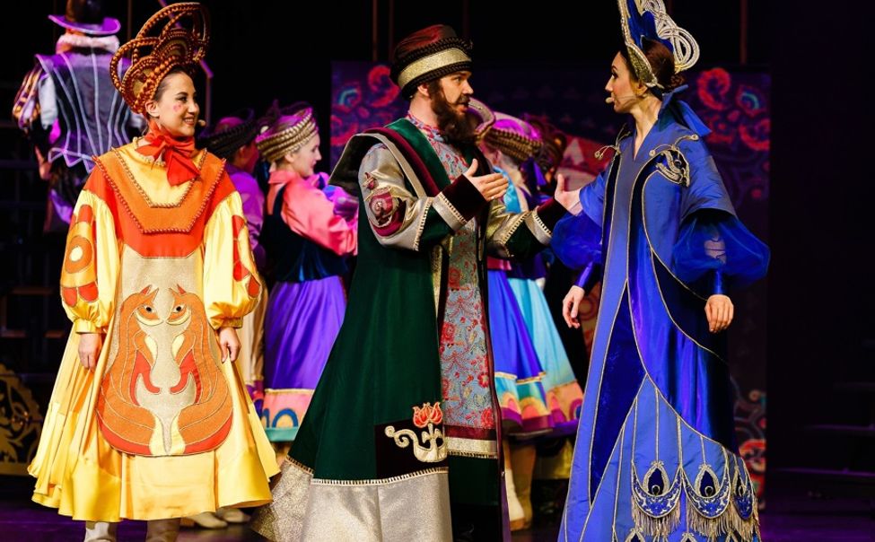 К Новому году Филармония дарит мюзикл об Аленьком цветочке на грант Главы Чувашии