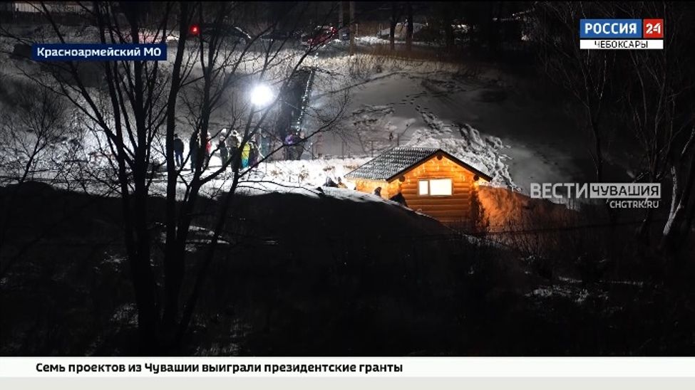 В Красноармейском округе селяне своими силами возвели крытую купель