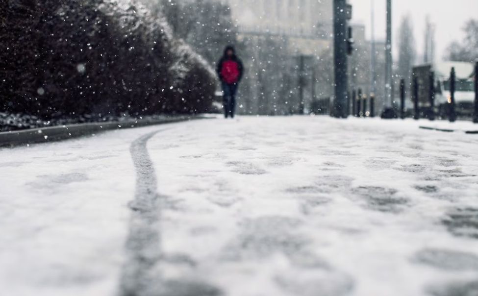 В Чувашии объявлен ЖЁЛТЫЙ уровень опасности из-за  снегопада, гололедицы и плохой видимости 