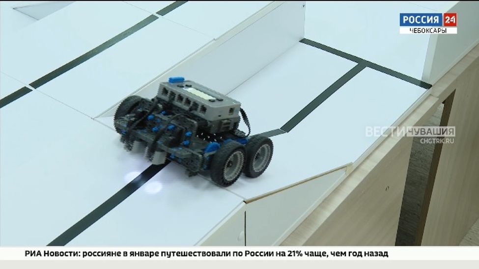 В Чебоксарах собрались юные инженеры-робототехники и пилоты дронов и БПЛА