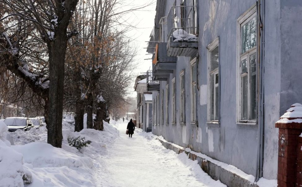 Жителям Чувашии напоминают об опасности схода снега с крыш