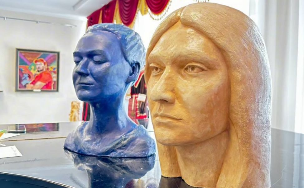 В Чебоксарах открылась выставка, посвященная Году единства народов России и Году дружбы народов в Чувашии