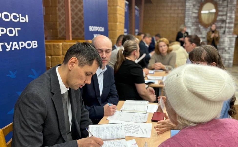 В Новых Лапсарах состоялся выездной приём граждан