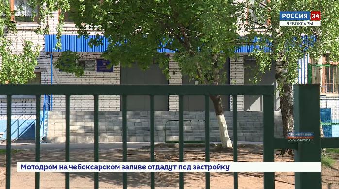 В Чебоксарах во время ЕГЭ по математике умерла выпускница В Чебоксарах во время ЕГЭ по математике умерла выпускница