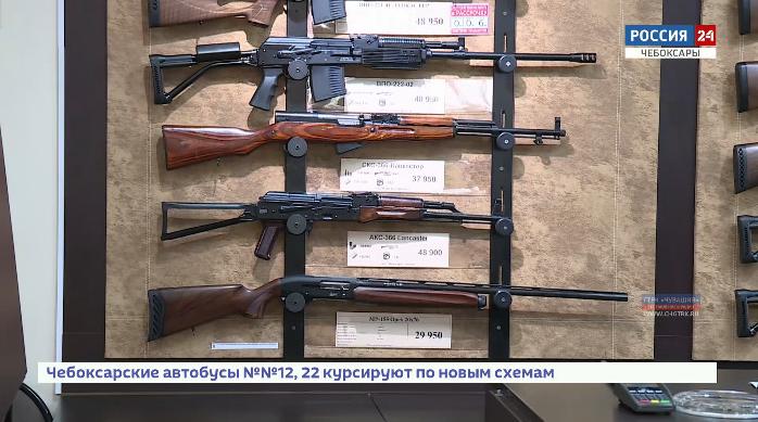 Сотрудники Росгвардии проверяют правила хранения оружия у жителей республики Сотрудники Росгвардии проверяют правила хранения оружия у жителей республики