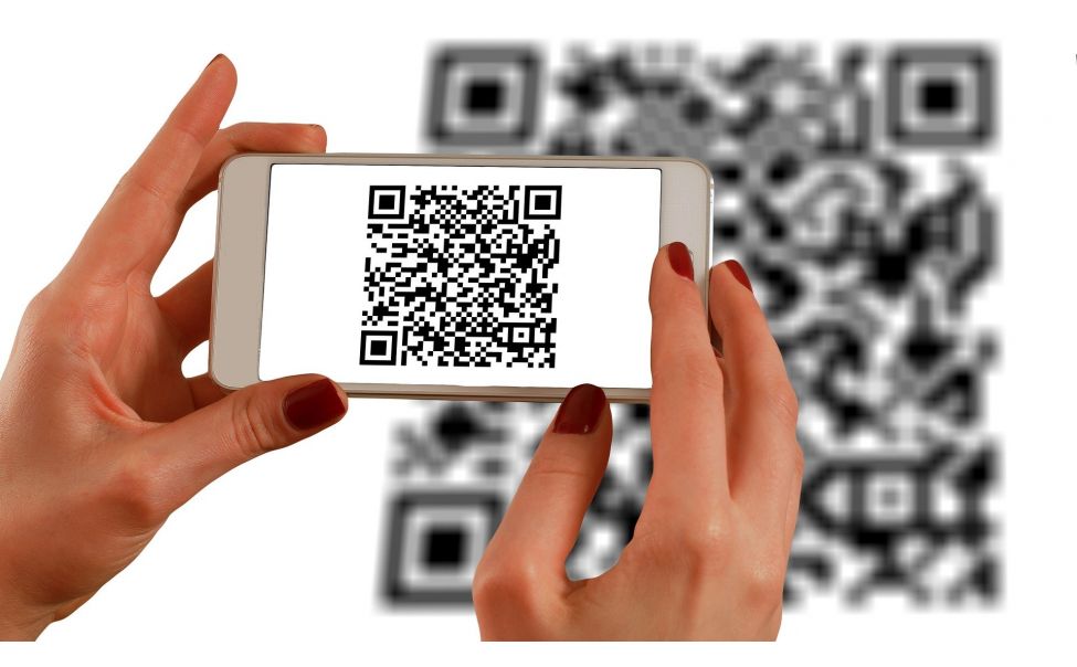 На школьных аттестатах появится QR –код На школьных аттестатах появится QR –код