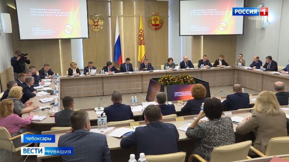 В Чебоксарах в Доме Правительства обсудили проблему долгов за газ В Чебоксарах в Доме Правительства обсудили проблему долгов за газ
