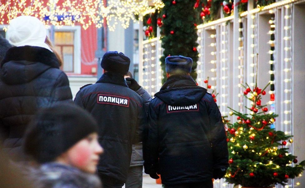 Полиция Чувашии напоминает о мерах безопасности в новогодние праздники Полиция Чувашии напоминает о мерах безопасности в новогодние праздники