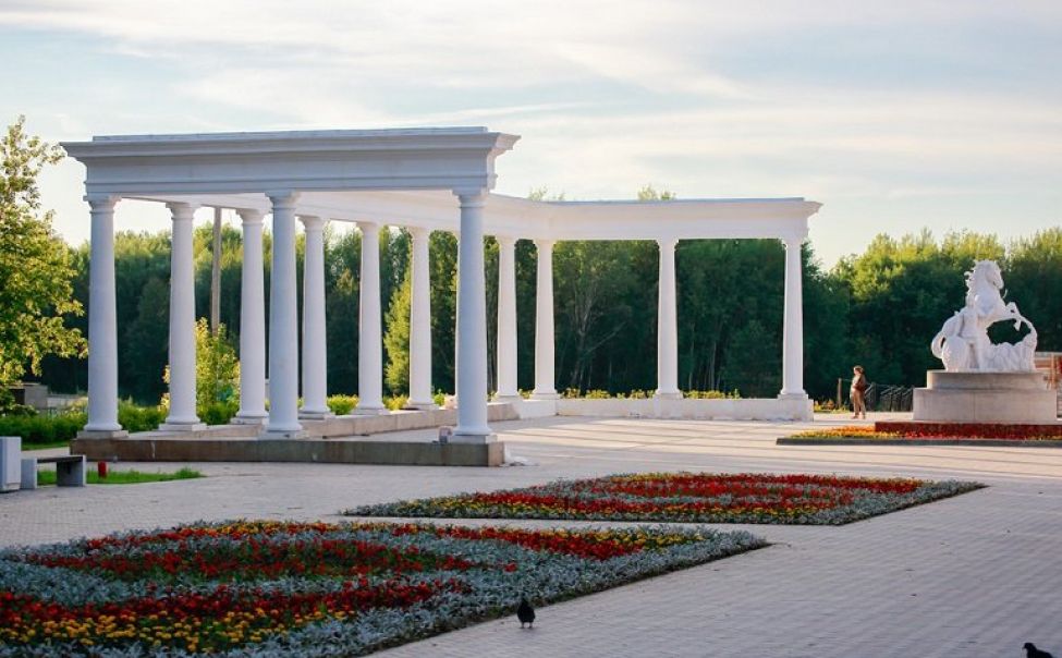 Амазония чебоксары. Чебоксары парк амохония. Парк Амазонка в Чебоксарах. Парк культуры Амазония Чебоксары. Этнопарк Амазония в Чебоксарах.