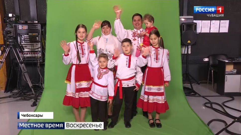 Супруги Семёновы: счастливой семья может стать только совместными усилиями Супруги Семёновы: счастливой семья может стать только совместными усилиями