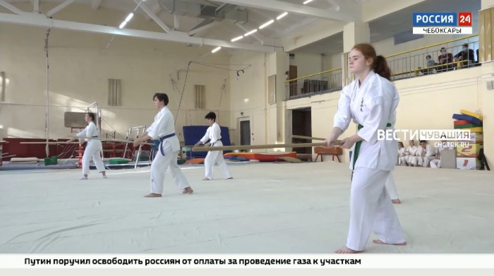 В Чебоксарах разыграны награды первенства Чувашии по айкидо
В Чебоксарах разыграны награды первенства Чувашии по айкидо