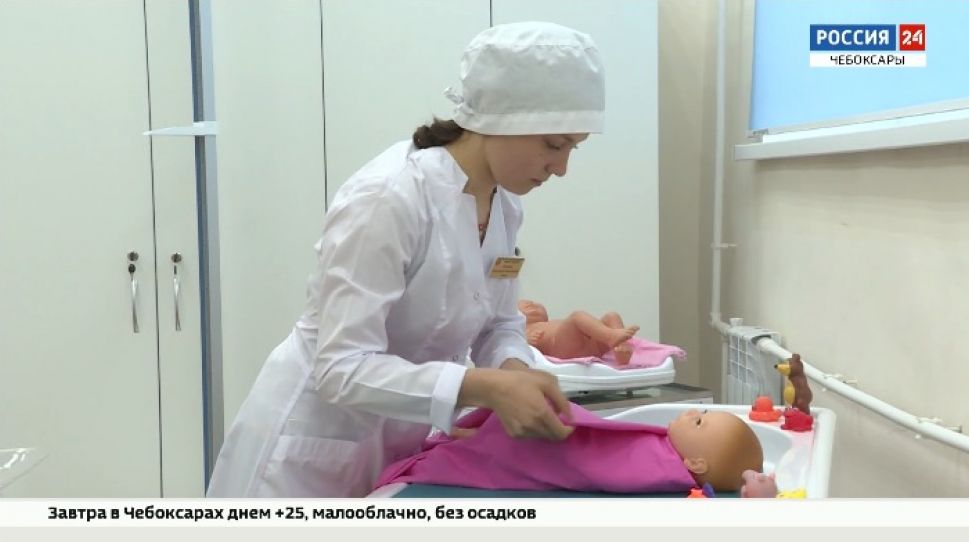 Выпускники медицинского колледжа в Чебоксарах отправляются работать на село Выпускники медицинского колледжа в Чебоксарах отправляются работать на село