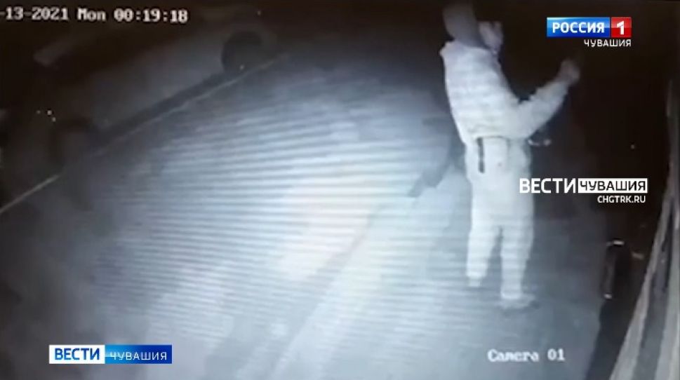 В Чебоксарах разгорается скандал вокруг листовок одного из кандидатов в депутаты В Чебоксарах разгорается скандал вокруг листовок одного из кандидатов в депутаты