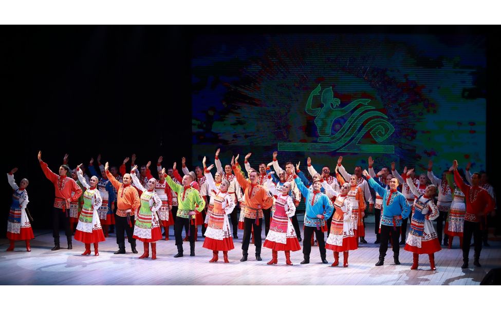 Чувашский государственный академический ансамбль песни и танца открыл 98-ой творческий сезон