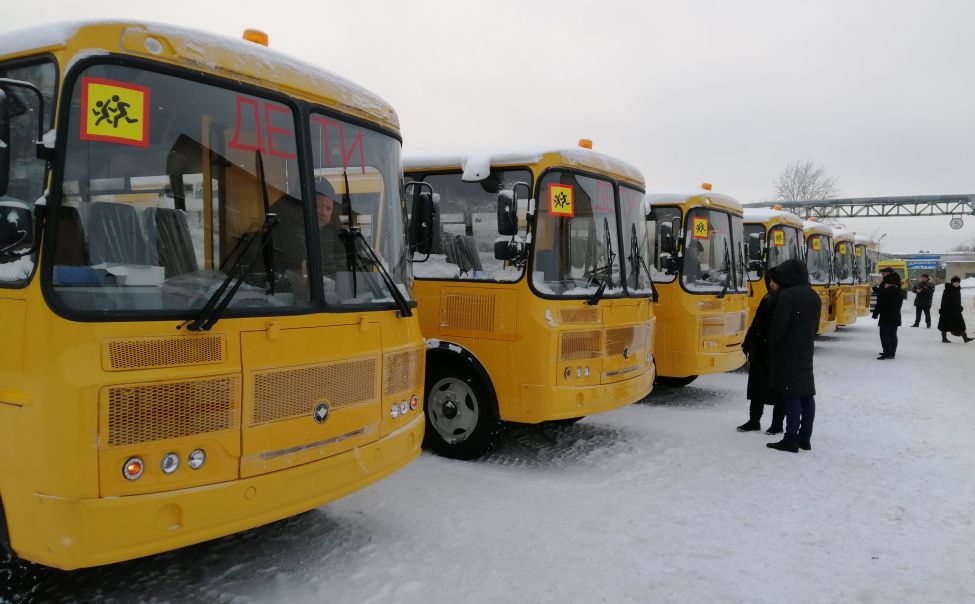 Парк школьных автобусов Чувашии пополнился 33 новыми машинами