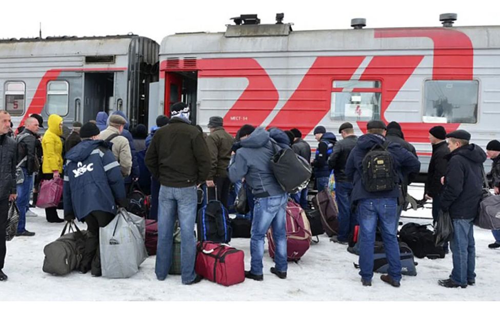 Более 1000 жителей Чувашии нашли работу за пределами республики через Центры занятости Более 1000 жителей Чувашии нашли работу за пределами республики через Центры занятости